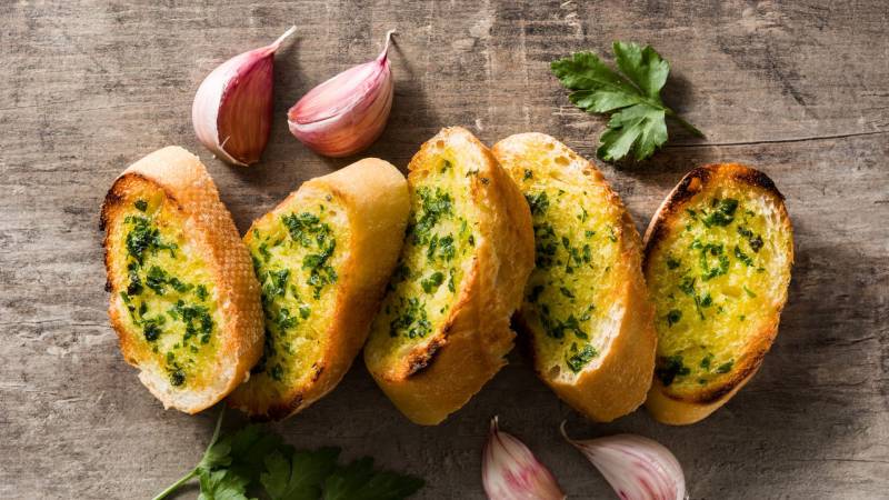 Riviera Garlic Bread