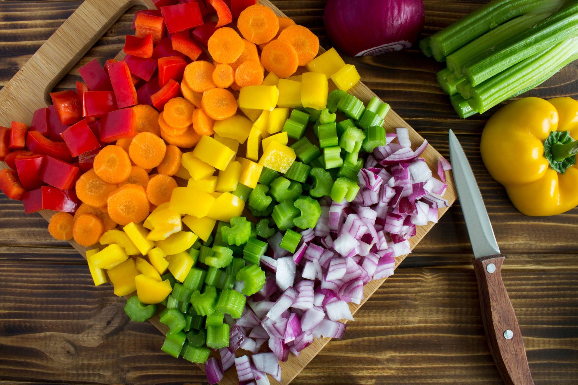 How to Safely Cut Fruits and Vegetables